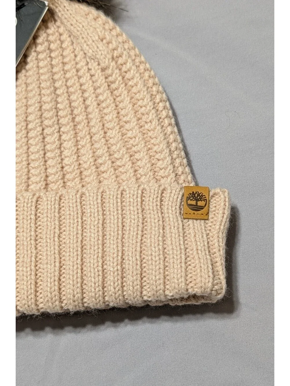 NWT Timberland Women's Cable Knit Faux Fur Pom Beanie Hat Blush Peach